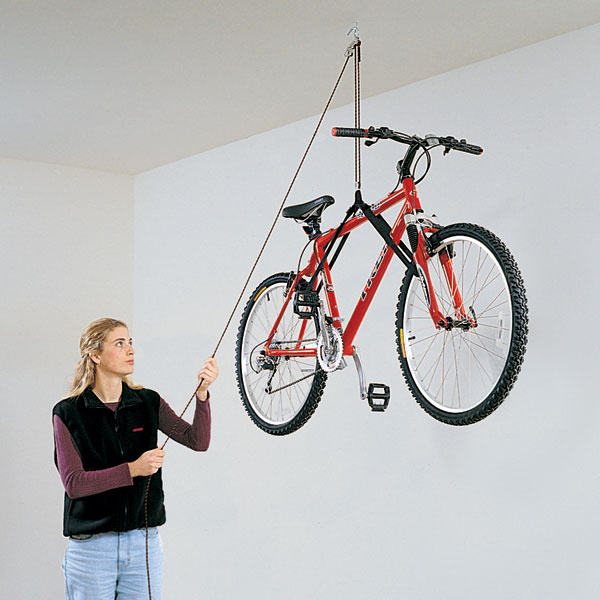 Harken_7800_Ceiling_Mount_Bike_Lift_Demonstration.jpg